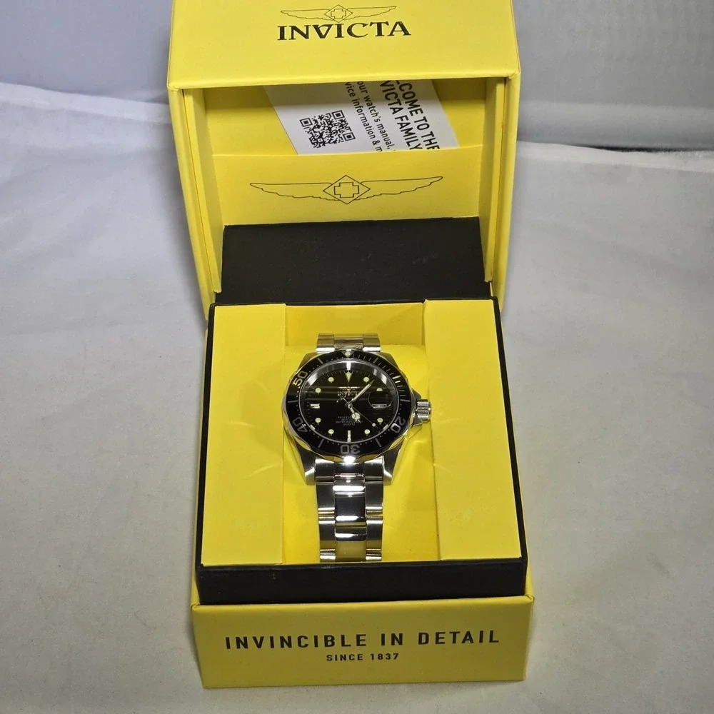 Invicta 9307 Mens Pro Diver Quartz Stainless Steel Bracelet Watch‎ New In Box